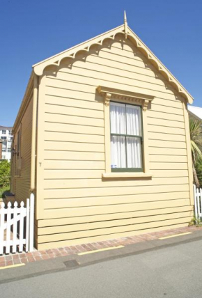 Гостиница Wellington City Cottages  Веллингтон